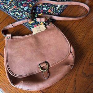 NWT Frye & Co Lucy Faux Leather Crossbody Saddle Bag Brown NEW Brass Key Zipper